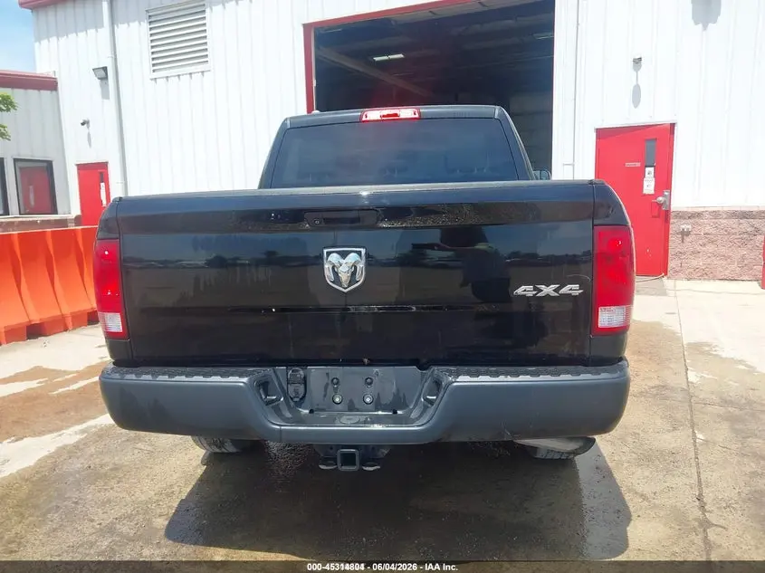 2019 RAM 1500 CLASSIC TRADESMAN  4X4 5'7 BOX