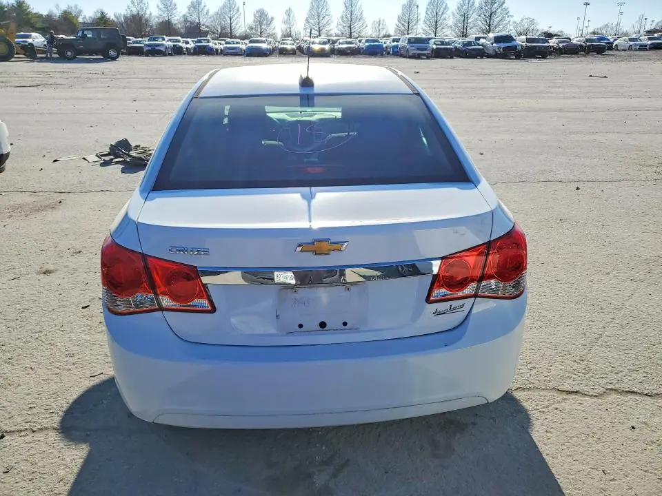 2015 CHEVROLET CRUZE LS  