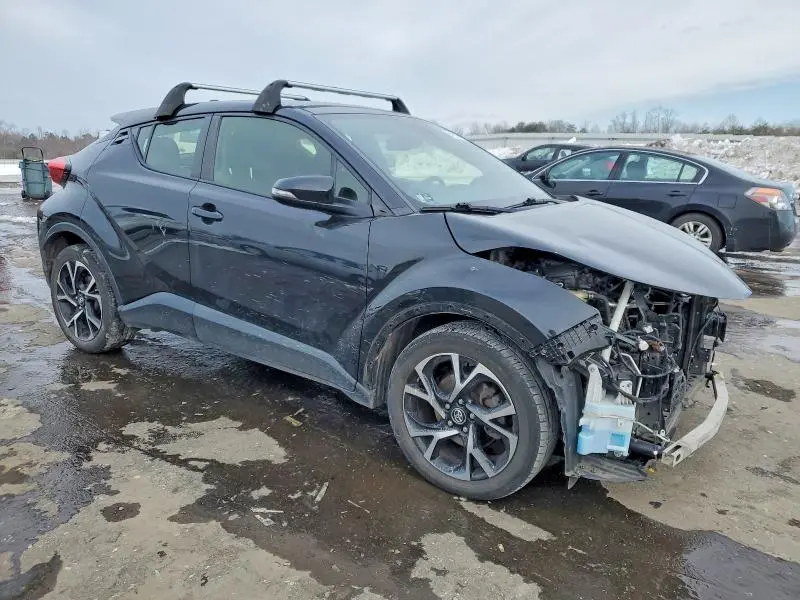 2018 TOYOTA C-HR XLE  