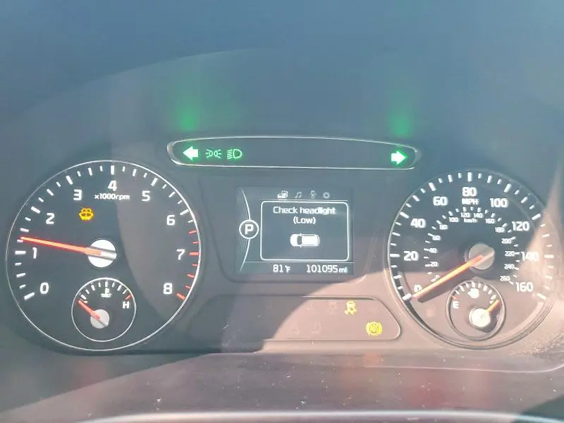 2018 KIA SORENTO LX  