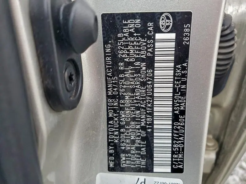 2015 TOYOTA CAMRY LE  