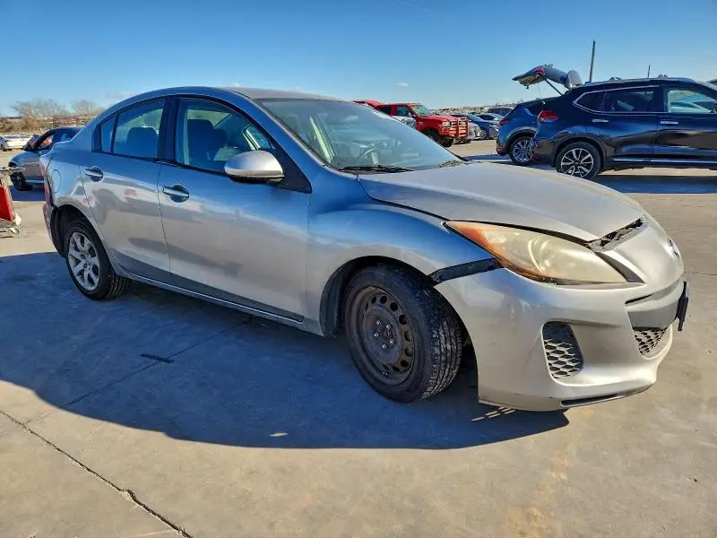 2013 MAZDA 3 I  