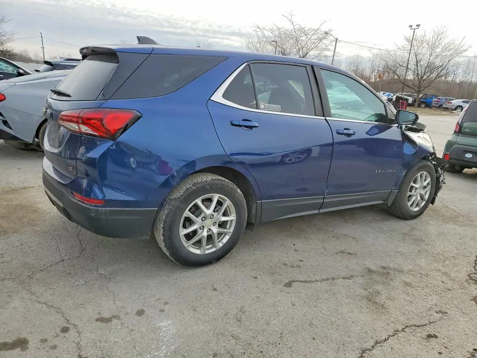 2022 CHEVROLET EQUINOX LT  