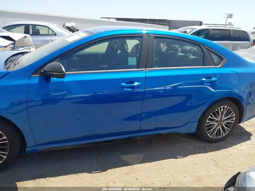 2022 KIA FORTE GT-LINE