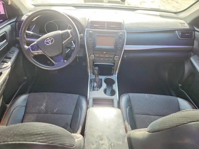 2017 TOYOTA CAMRY SE  