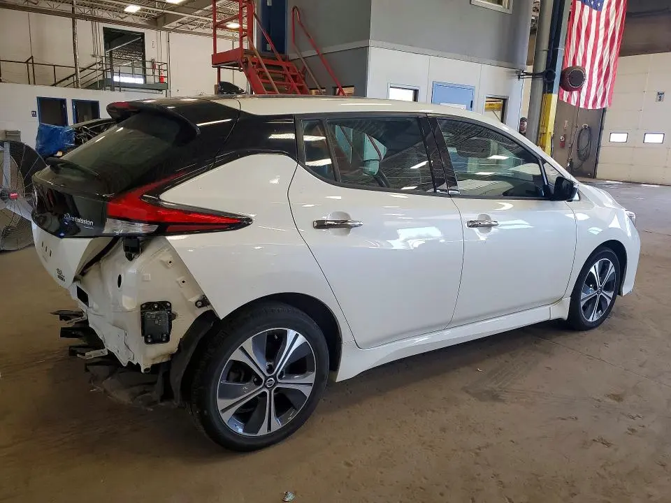 2020 NISSAN LEAF SL PLUS  