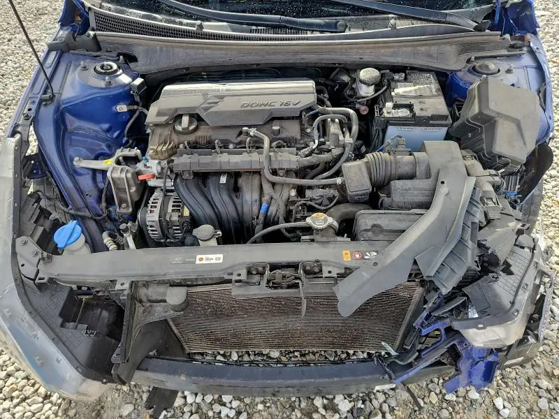 2021 HYUNDAI ELANTRA SE  