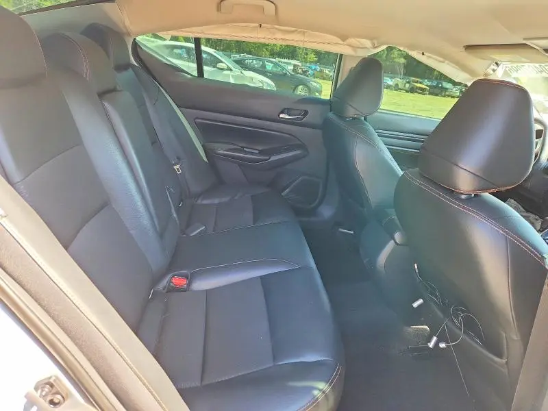 2019 NISSAN ALTIMA SR  