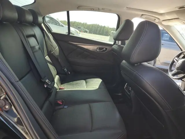 2018 INFINITI Q50 LUXE