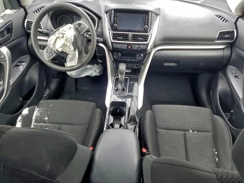 2020 MITSUBISHI ECLIPSE CROSS ES  