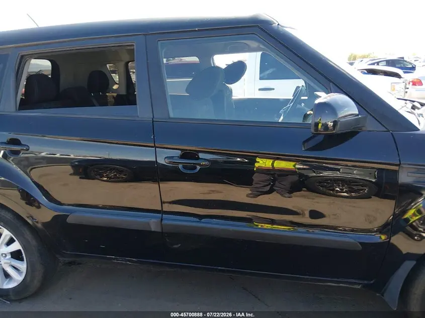 2012 KIA SOUL +