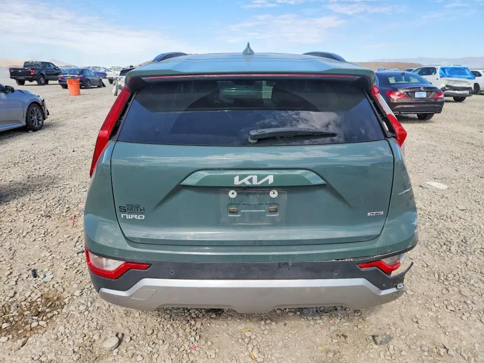 2023 KIA NIRO EX  