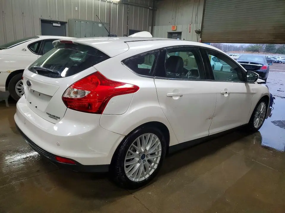 2014 FORD FOCUS TITANIUM  