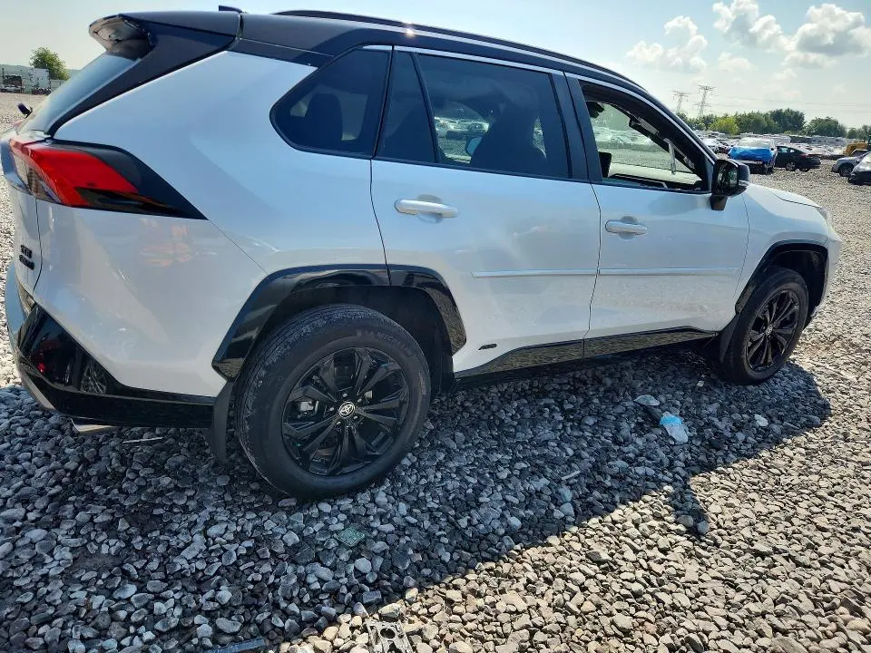 2024 TOYOTA RAV4 XSE  