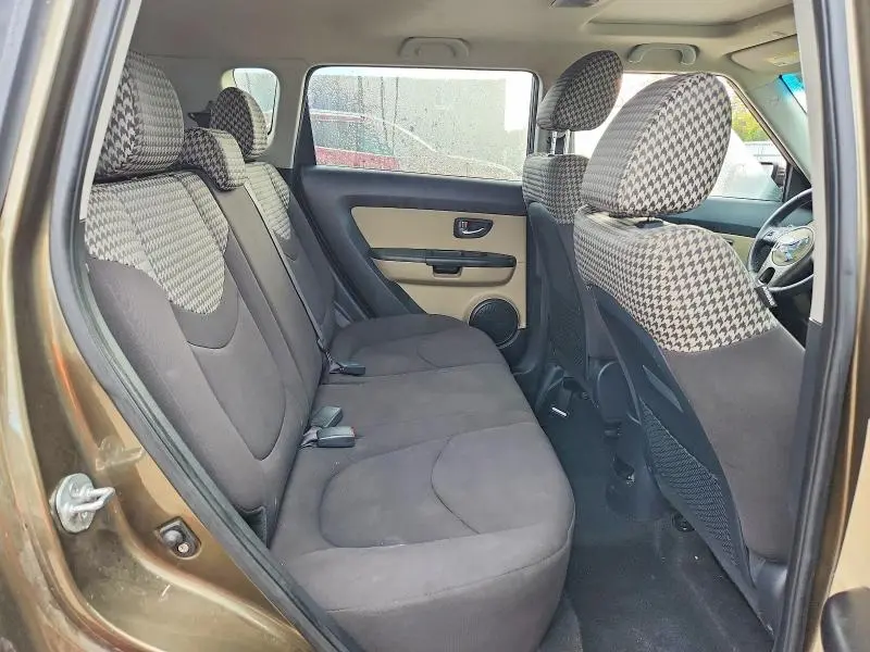2012 KIA SOUL !  