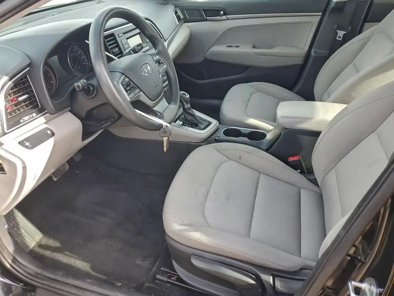 2018 HYUNDAI ELANTRA SE  