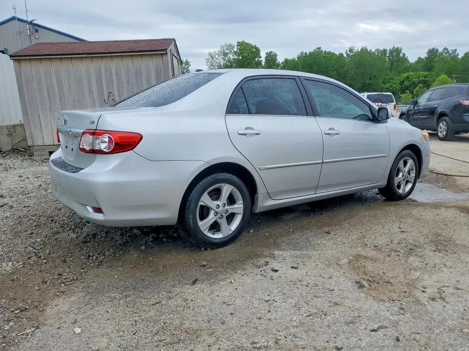 2013 TOYOTA COROLLA LE  