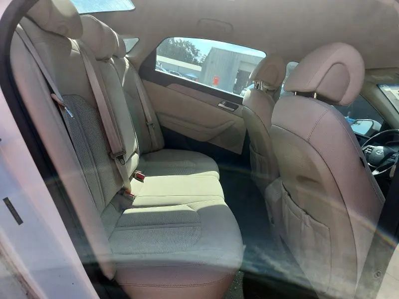 2016 HYUNDAI SONATA SE  