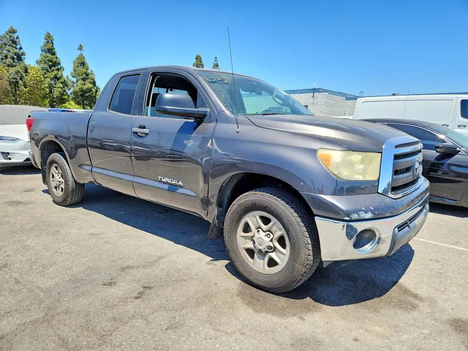 2012 TOYOTA TUNDRA DOUBLE CAB SR5  