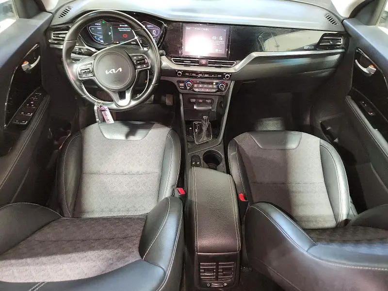 2022 KIA NIRO EX  