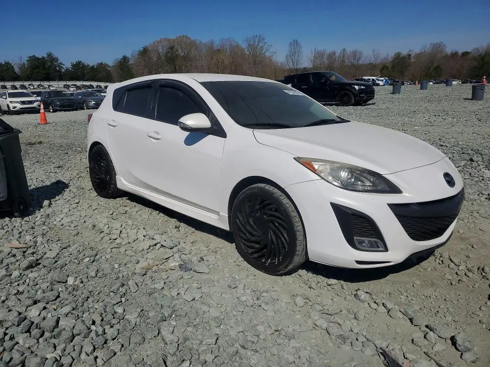 2010 MAZDA 3 S  