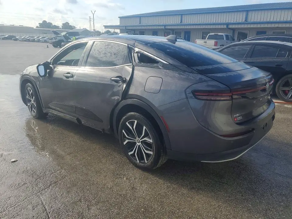 2023 TOYOTA CROWN LIMITED  
