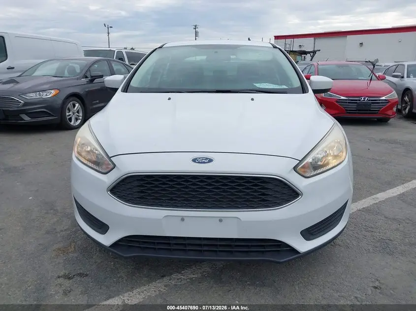 2018 FORD FOCUS SE