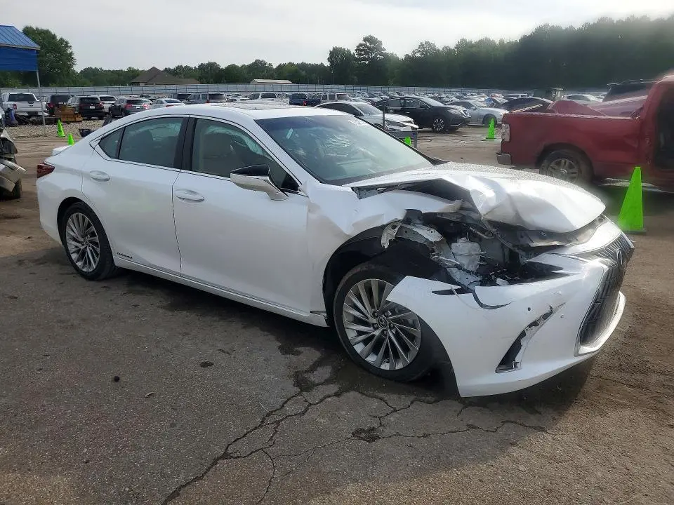 2022 LEXUS ES 300H ULTRA LUXURY  