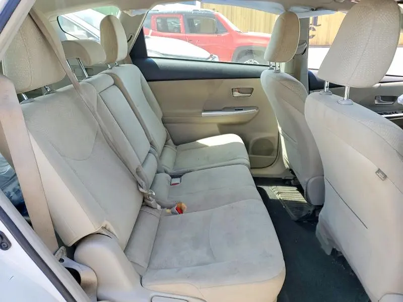 2013 TOYOTA PRIUS V THREE  