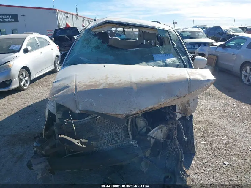 2010 CHRYSLER TOWN & COUNTRY TOURING