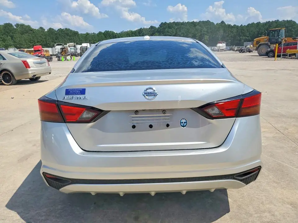 2020 NISSAN ALTIMA S  