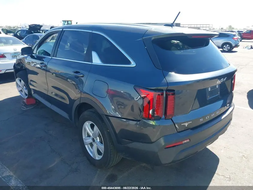 2022 KIA SORENTO LX