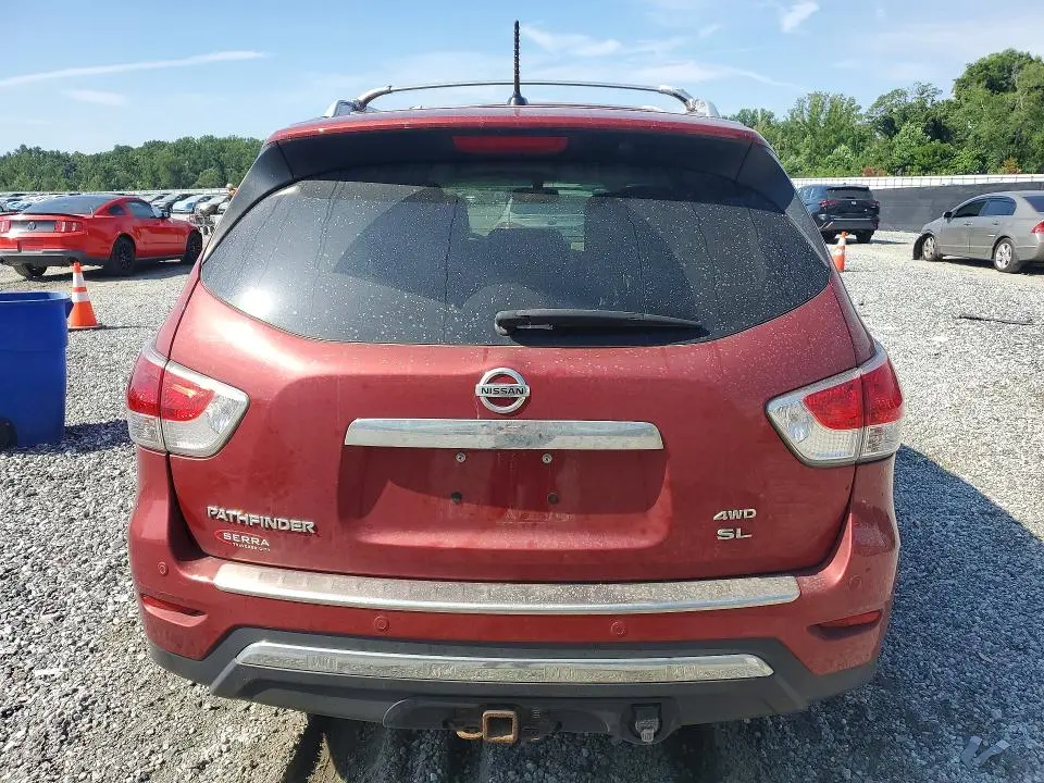 2015 NISSAN PATHFINDER SL  