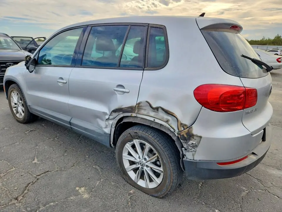 2014 VOLKSWAGEN TIGUAN S  