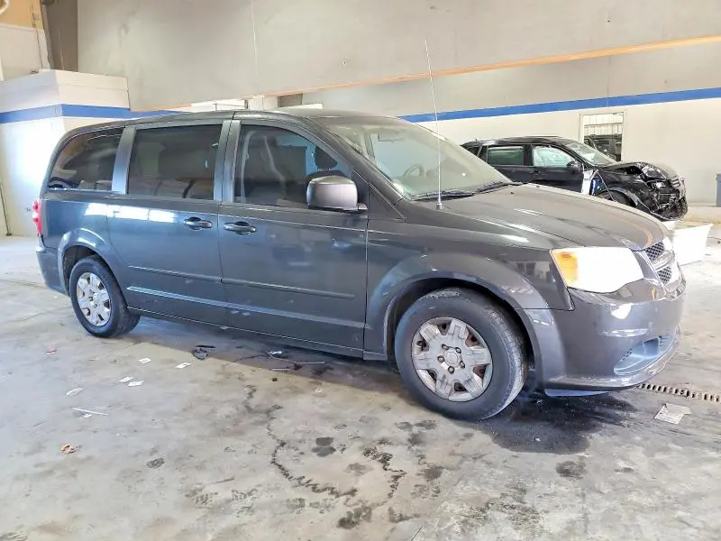 2012 DODGE GRAND CARAVAN SE  