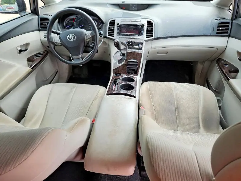 2012 TOYOTA VENZA LE  