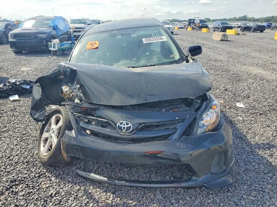 2013 TOYOTA COROLLA S  