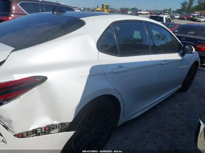 2021 TOYOTA CAMRY XSE