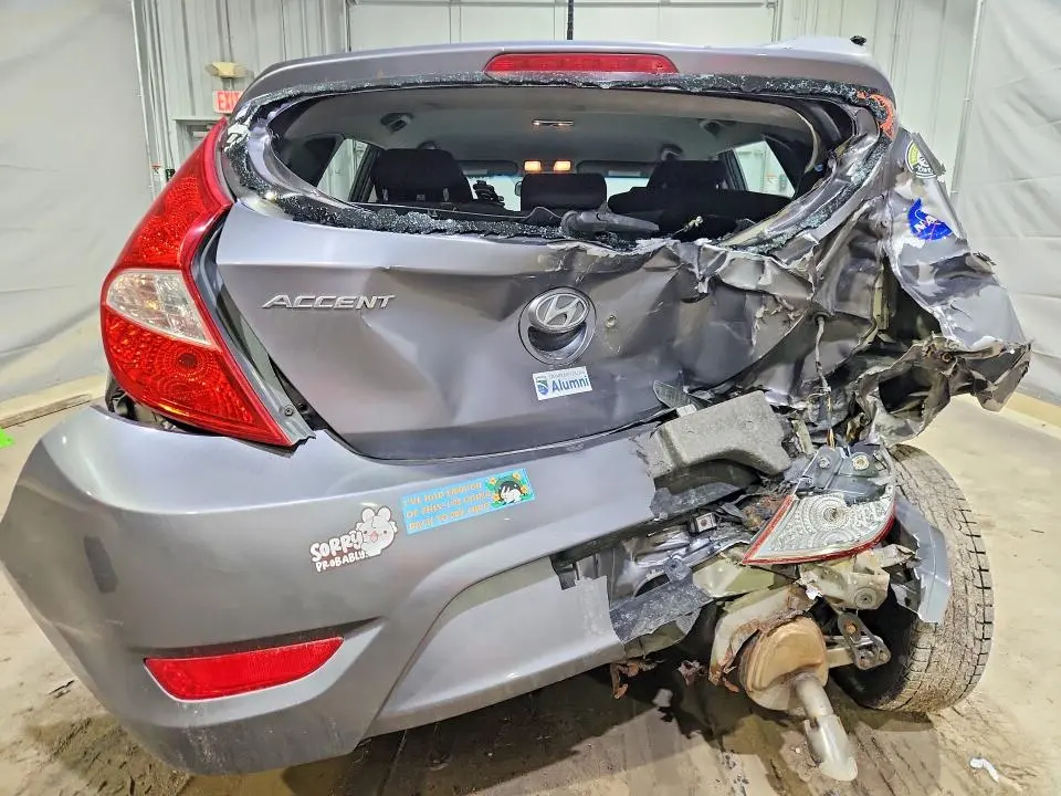 2014 HYUNDAI ACCENT GS  
