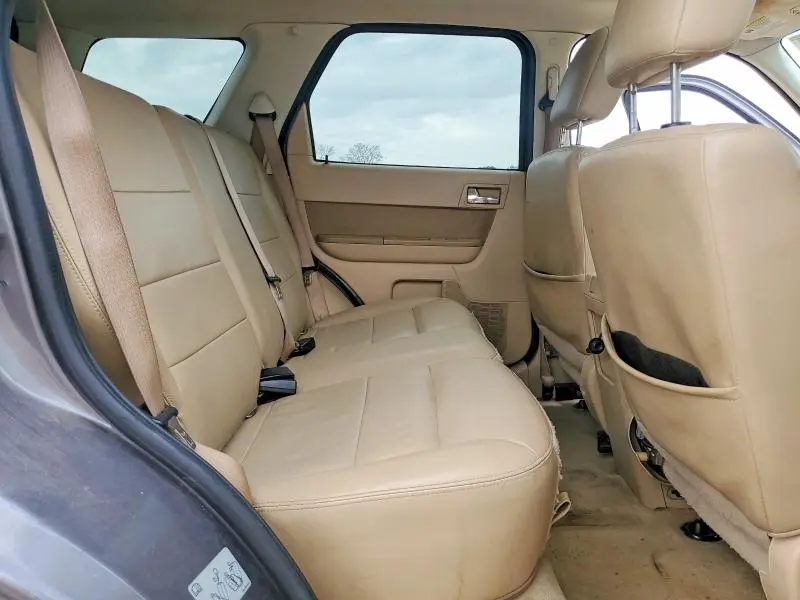 2011 FORD ESCAPE LIMITED  