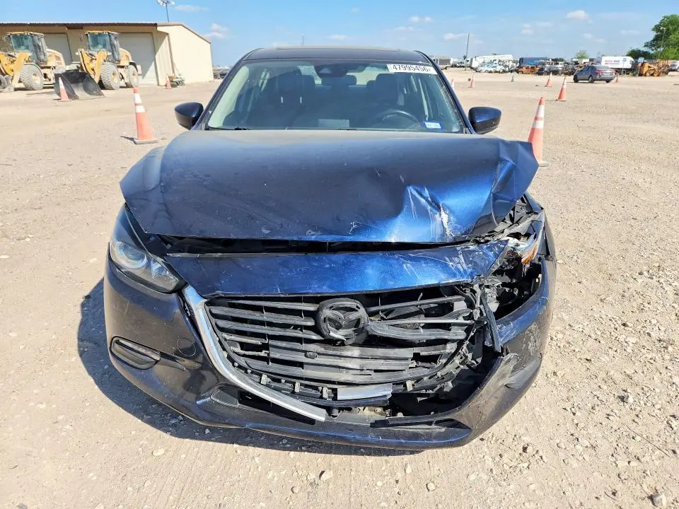 2017 MAZDA 3 TOURING  