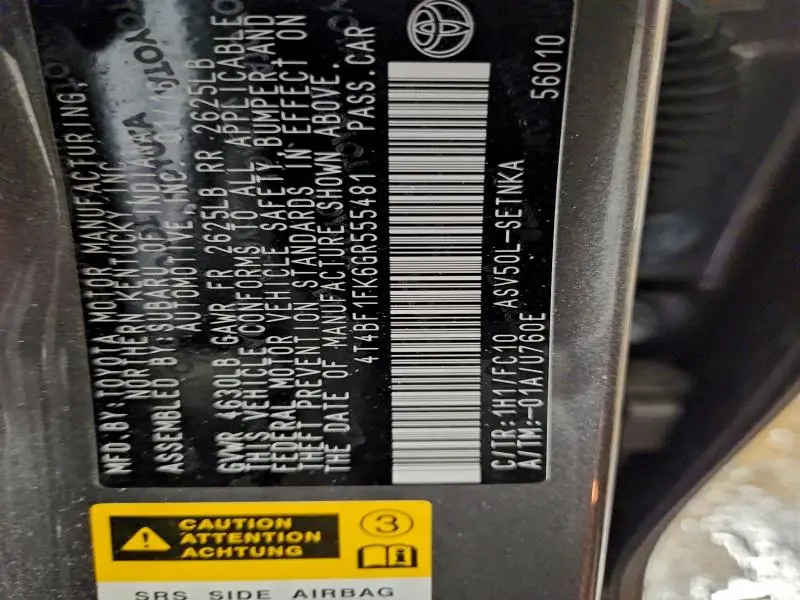 2016 TOYOTA CAMRY LE  