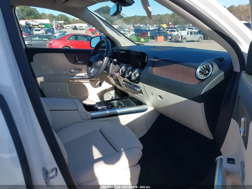 2023 MERCEDES-BENZ GLA 250  