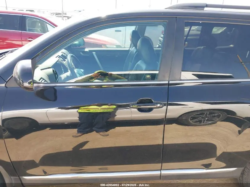 2012 TOYOTA HIGHLANDER SE V6