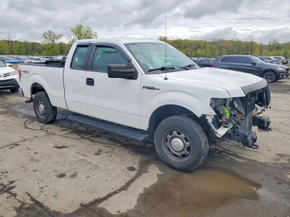 2013 FORD F150 SUPER CAB  