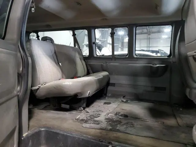 2010 CHEVROLET EXPRESS G3500 LT  