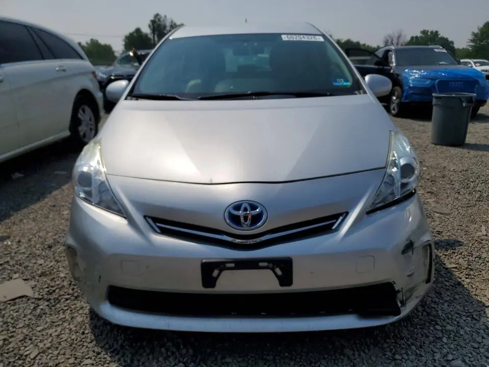 2014 TOYOTA PRIUS V TWO  