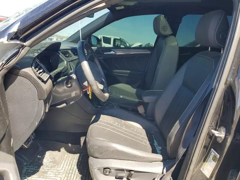 2024 VOLKSWAGEN TIGUAN SE R-LINE BLACK  
