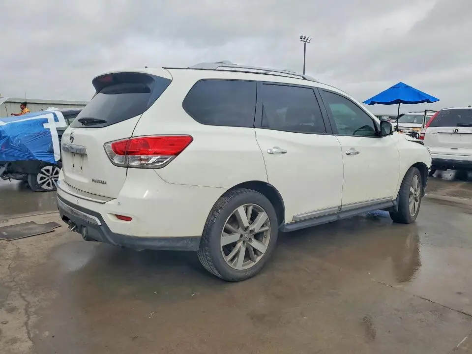 2014 NISSAN PATHFINDER S  
