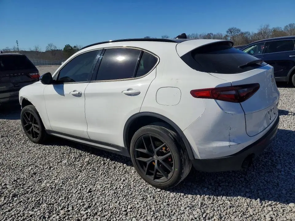 2022 ALFA ROMEO STELVIO   